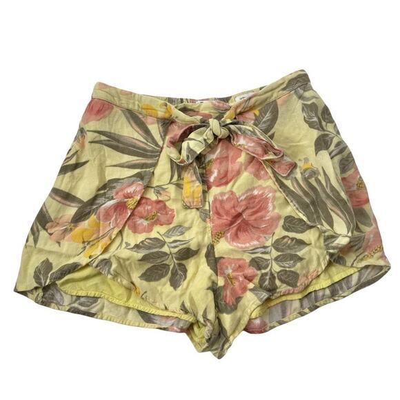 Hollister Pants - Hollister ultra high rise tropical linen shorts women’s medium